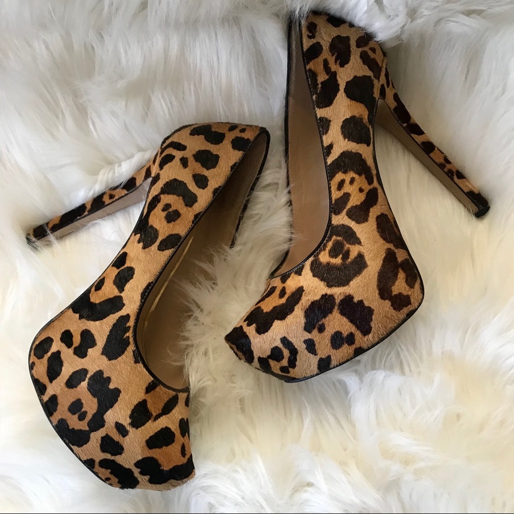 💕Jessica Simpson 💕Jasmint Leopard Print Heels